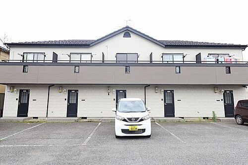 ラフィーネ吉川Ｉ 2階建