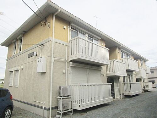 神奈川県伊勢原市笠窪 2階建 築17年6ヶ月