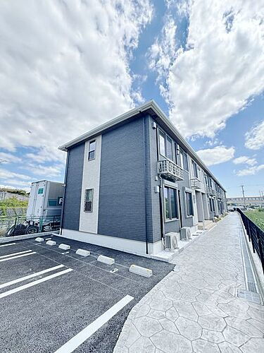 兵庫県伊丹市岩屋１丁目 築1年6ヶ月 2階建