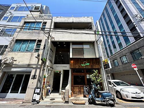 大阪府大阪市西区江戸堀１丁目 5階建 築52年7ヶ月