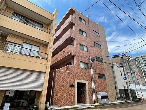 新潟県長岡市表町１丁目 賃貸マンション