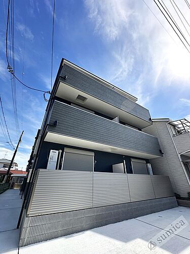 大阪府八尾市太田５丁目 築1年4ヶ月 3階建