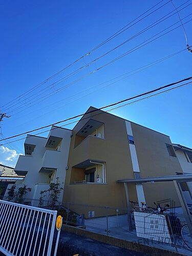 大阪府泉佐野市日根野 3階建