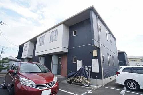 シャーメゾン・スクエアＣ 2階建