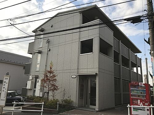 東京都多摩市馬引沢１丁目 3階建