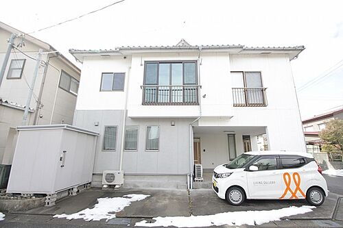 亀田緑町３丁目貸家