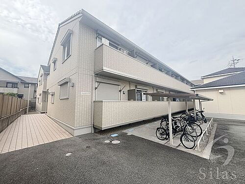 兵庫県川西市南花屋敷４丁目 2階建 築11年6ヶ月