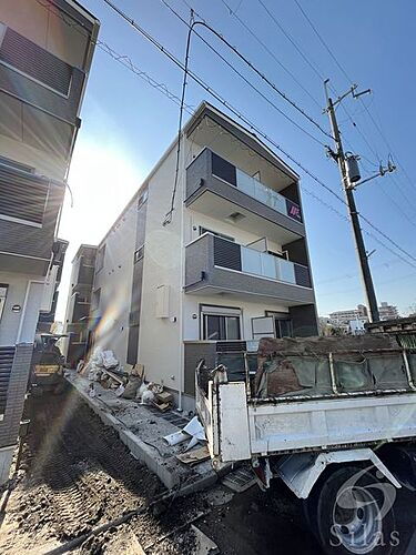 大阪府東大阪市水走２丁目 3階建 築2年7ヶ月