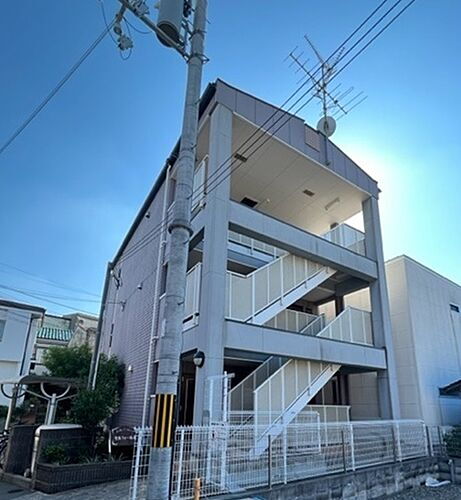 大阪府岸和田市五軒屋町 3階建 築16年6ヶ月