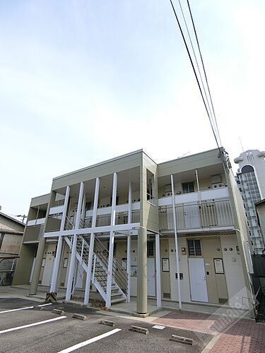 和歌山県和歌山市鳴神 賃貸アパート