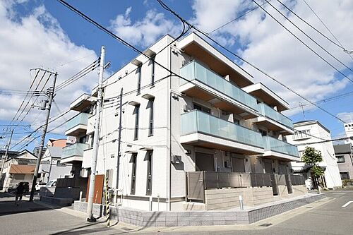 兵庫県神戸市長田区川西通４丁目 3階建