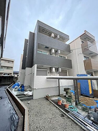 大阪府大阪市東淀川区下新庄４丁目 3階建 築3年10ヶ月