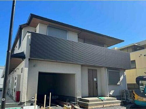 東京都町田市旭町１丁目 2階建