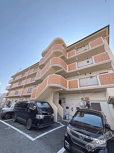 大阪府東大阪市島之内２丁目 築37年4ヶ月 4階建