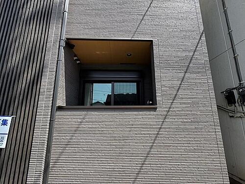 東京都八王子市元横山町３丁目 3階建 築1年未満