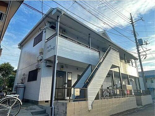 東京都町田市鶴川３丁目 2階建