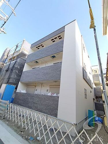 兵庫県尼崎市杭瀬北新町４丁目 3階建 築1年7ヶ月