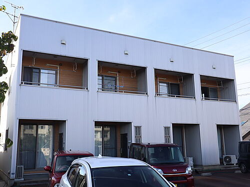 新潟県新発田市東新町１丁目 賃貸アパート