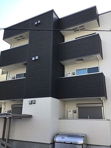 大阪府守口市滝井元町３丁目 3階建 築4年10ヶ月