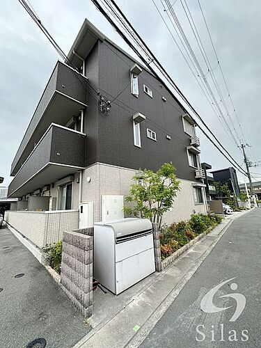 兵庫県伊丹市北河原２丁目 3階建 築9年11ヶ月