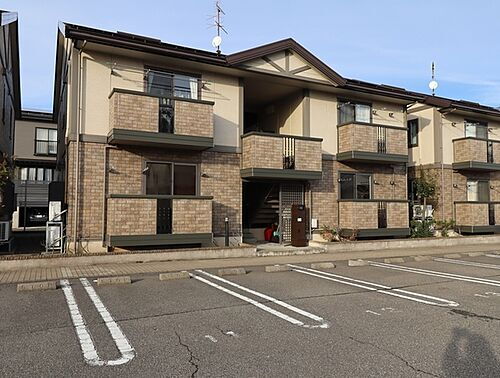 新潟県柏崎市三和町 賃貸アパート