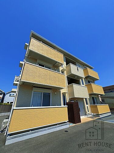 大阪府岸和田市下池田町３丁目 3階建 築3年6ヶ月