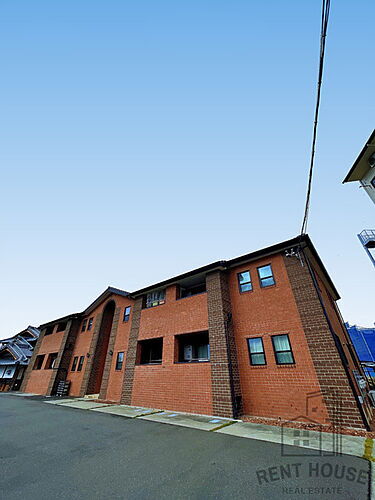 大阪府泉南郡熊取町大久保中１丁目 2階建 築10年9ヶ月