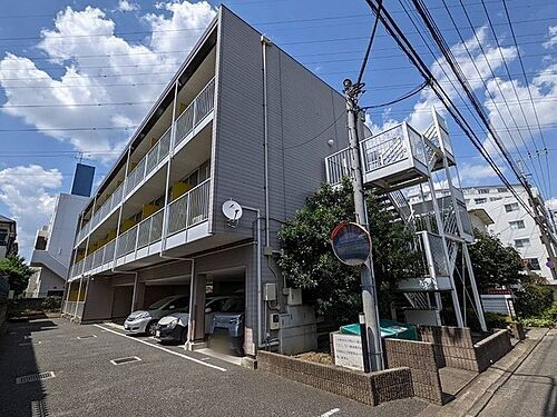 東京都町田市中町２丁目 3階建