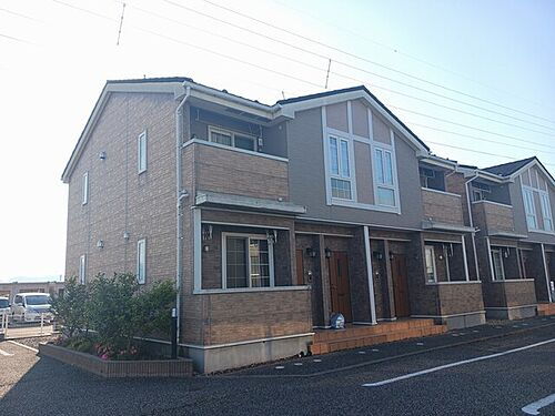 カーサ　ラ　ルーチェＡ 2階建