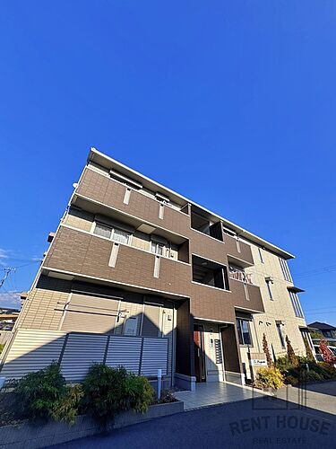 大阪府泉大津市二田町３丁目 築6年1ヶ月 3階建