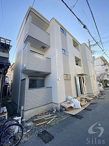 大阪府東大阪市長瀬町１丁目 3階建 築1年8ヶ月