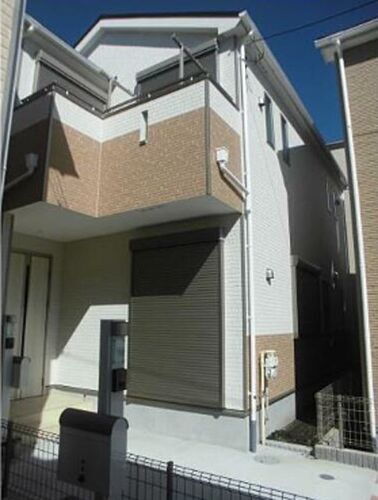 クレイドルガーデン相模原市中央区淵野辺本町第２７　３号棟
