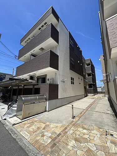 大阪府大阪市東淀川区豊里５丁目 3階建