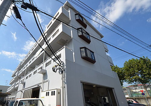 東京都八王子市大塚 4階建