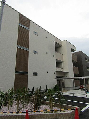 大阪府堺市北区中長尾町１丁 賃貸アパート
