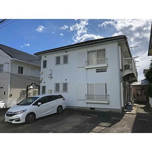 神奈川県伊勢原市大住台１丁目 2階建 築33年8ヶ月