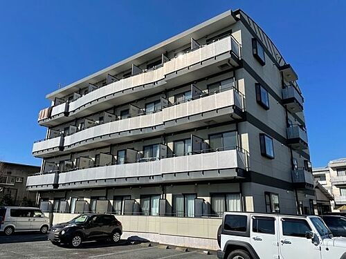 静岡県田方郡函南町間宮 4階建 築27年4ヶ月