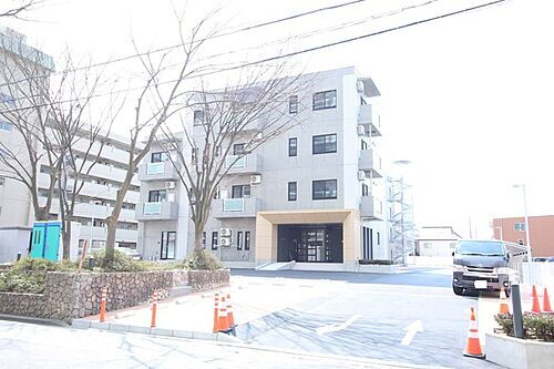 新潟県新潟市中央区米山３丁目 4階建 築5年4ヶ月