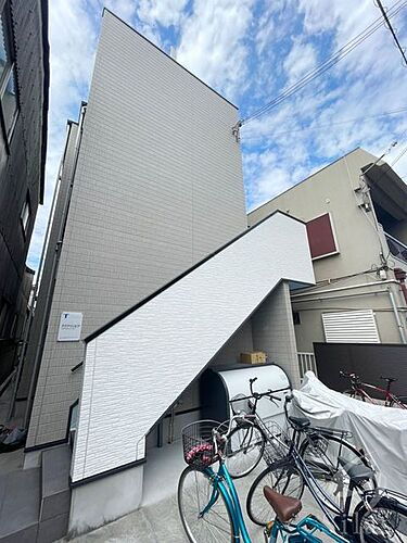 大阪府堺市堺区南清水町３丁 2階建 築8年1ヶ月