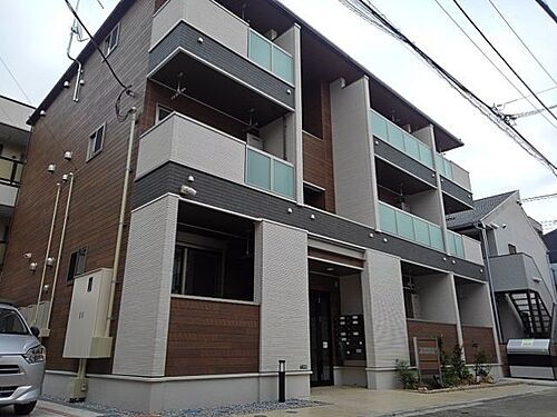 神奈川県秦野市南矢名１丁目 3階建 築5年10ヶ月
