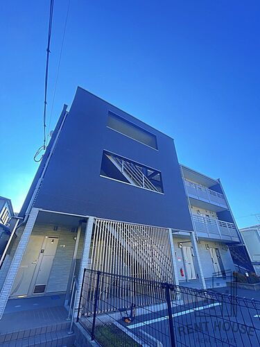大阪府泉佐野市葵町２丁目 3階建 築7年5ヶ月