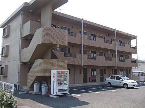 静岡県富士市三ツ沢 3階建 築27年10ヶ月