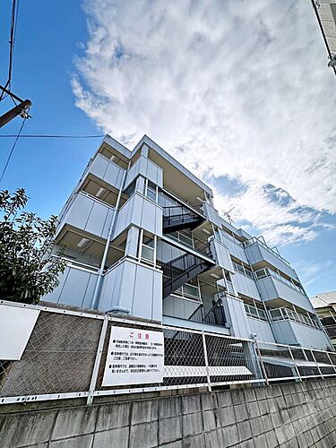 大阪府和泉市府中町８丁目 4階建 築30年10ヶ月