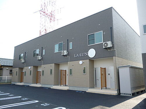 ＬＡ・ＬＵＮＡＩＩ 2階建
