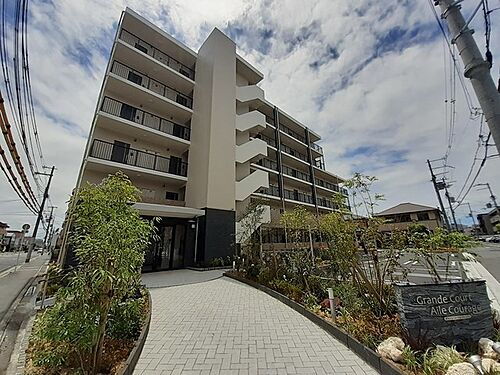 大阪府堺市北区百舌鳥梅町３丁 賃貸マンション