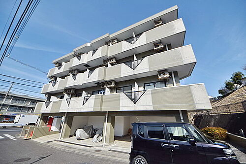 東京都八王子市松木 4階建