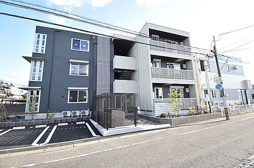 新潟県新潟市中央区鐙２丁目 3階建 