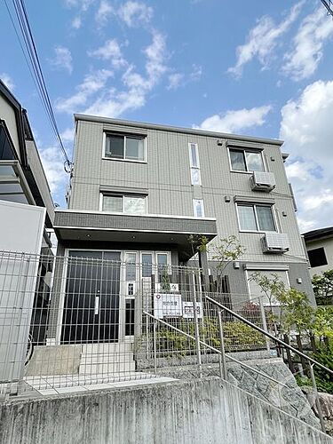 兵庫県神戸市灘区寺口町 3階建