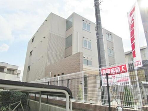 神奈川県相模原市緑区橋本４丁目 4階建