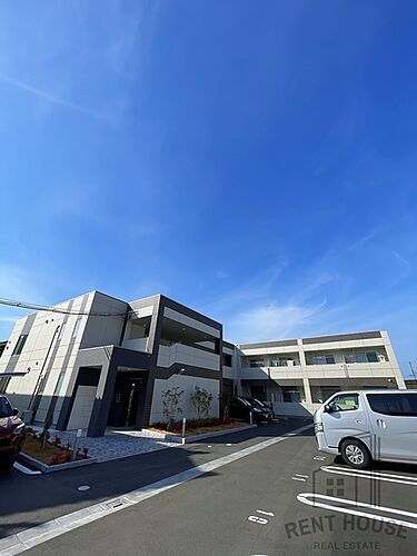 大阪府和泉市井ノ口町 築2年7ヶ月 2階建